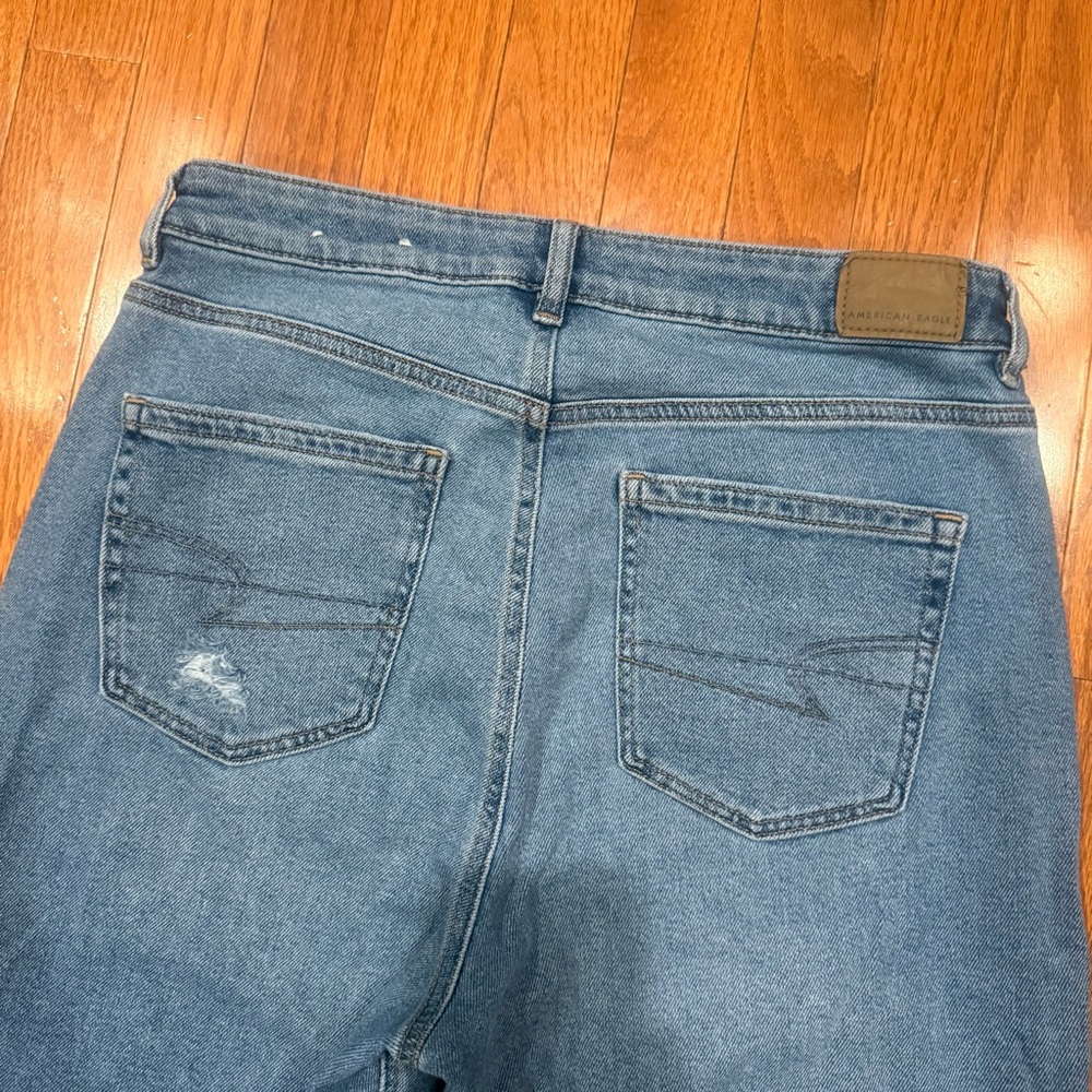 American Eagle Mom Jeans Womens 10 Stretch Denim Pants Light Wash Distressed - Picture 7 of 11